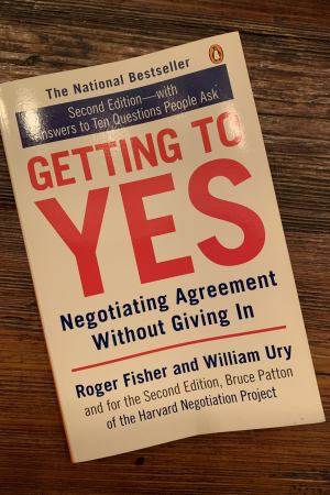 book cover of Getting to Yes: Negotiating Agreement Without Giving In