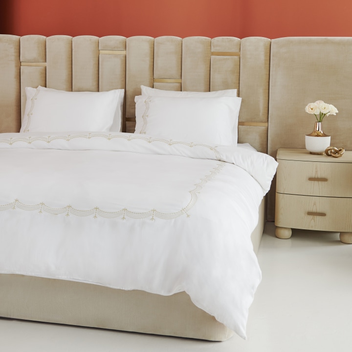 Quill-King-Size-Upholstered-Bed