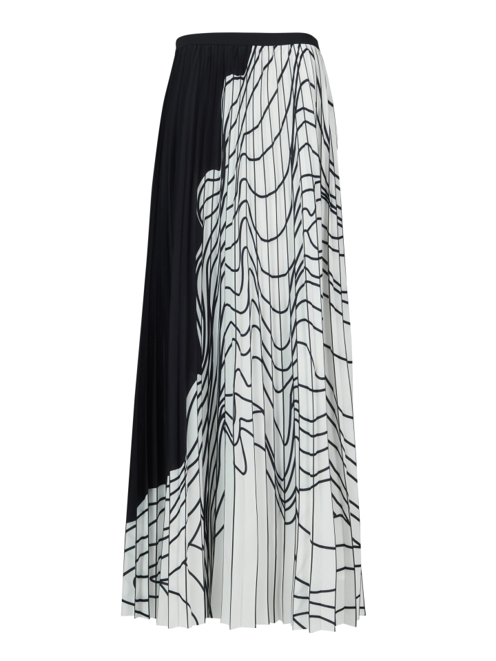 Monochrome-Pleated-Skirt