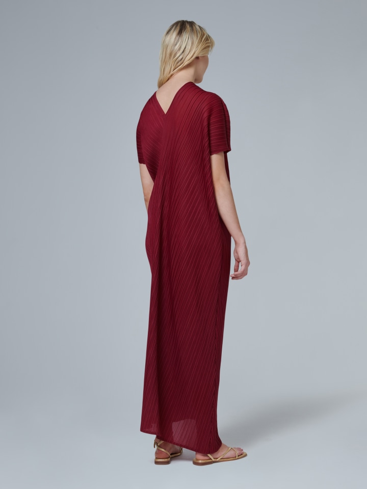 Asymmetric-Plisse-Kaftan