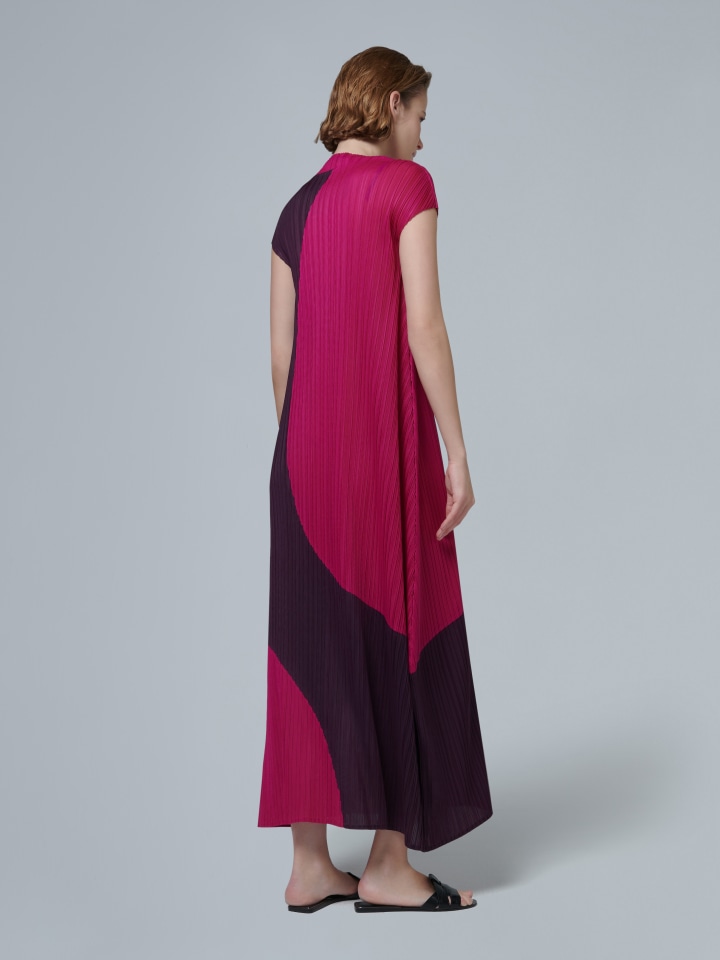 Two-Tone-Plisse-Dress