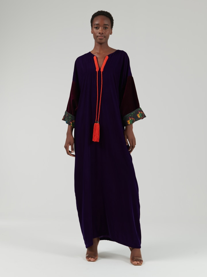 Contrast-Tassel-Neckline-Kaftan