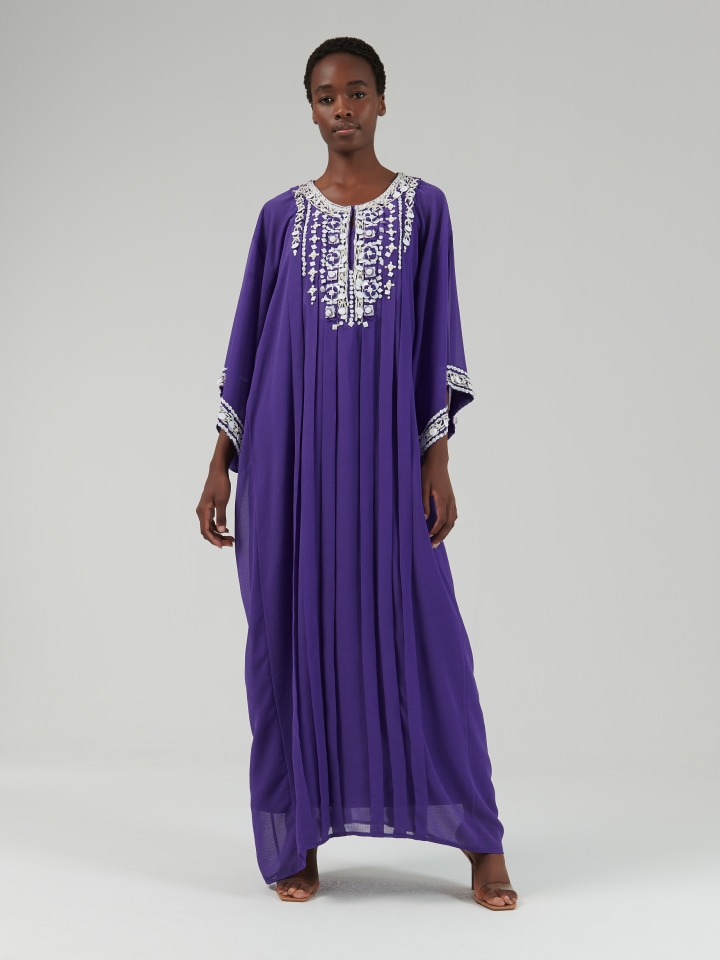 Hand-Embroidered-Neckline-Kaftan