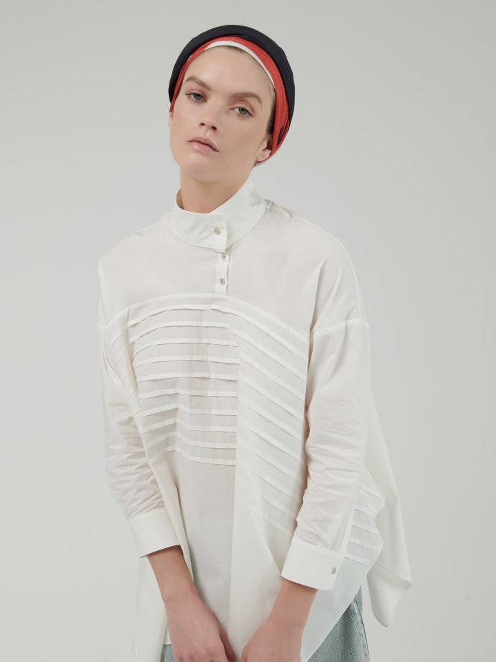 Asymmetric-Hem-Blouse