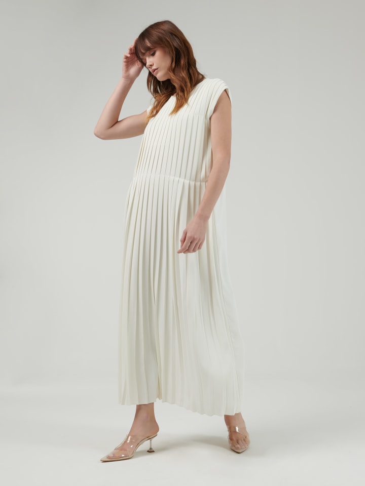 Front-Pleated-Dress