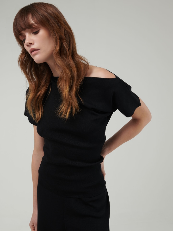 Asymmetric-Knitted-Top