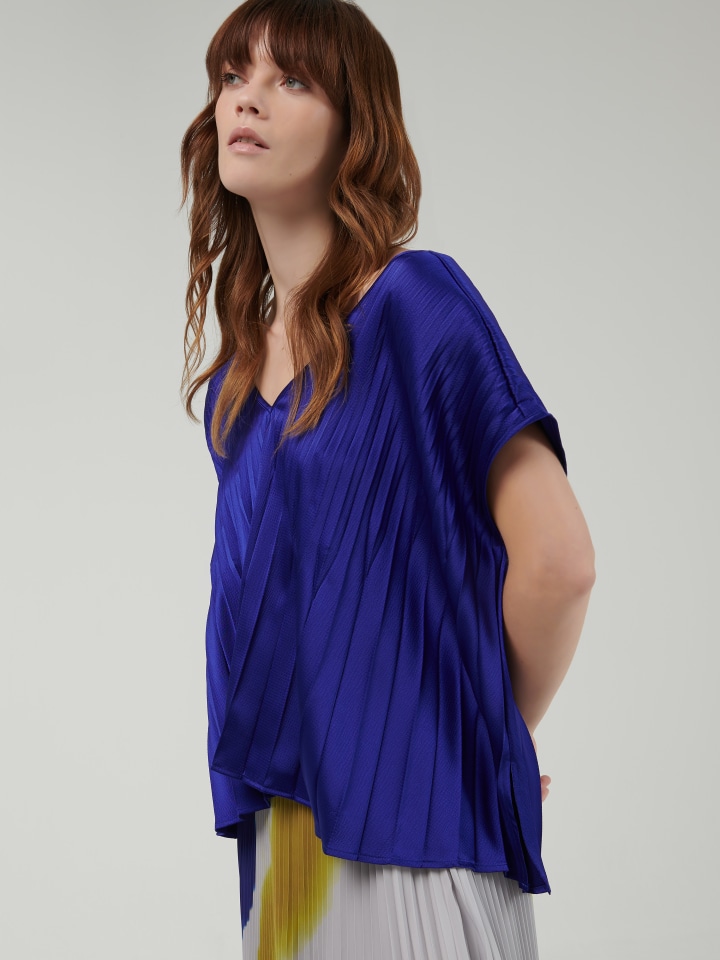 Pleated-Blouse