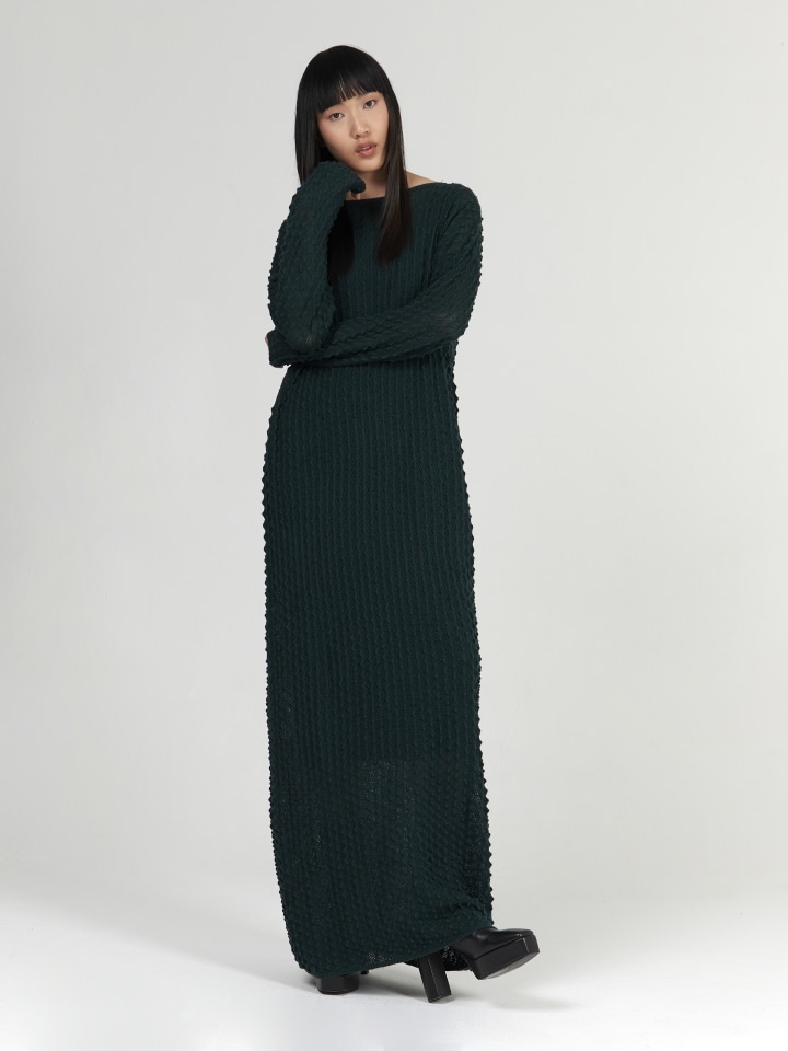 Textured-Knitted-Kaftan