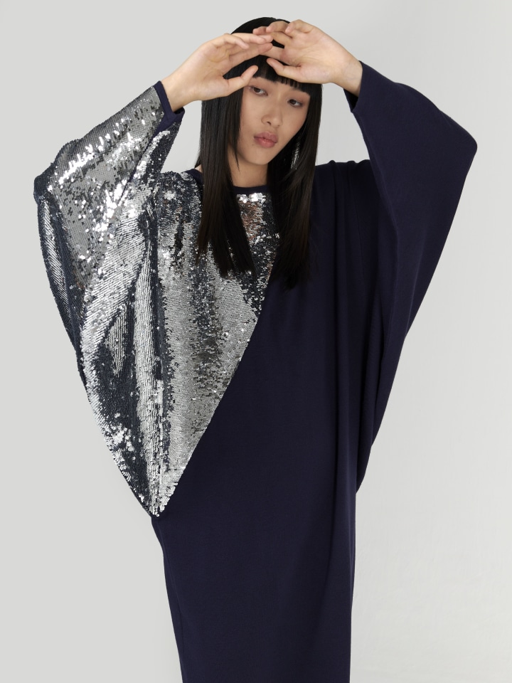 Sequin-Embellished-Batwing-Kaftan