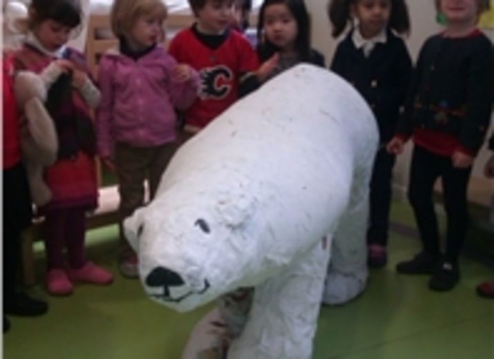 Living School adopte un ours polaire avec le WWF