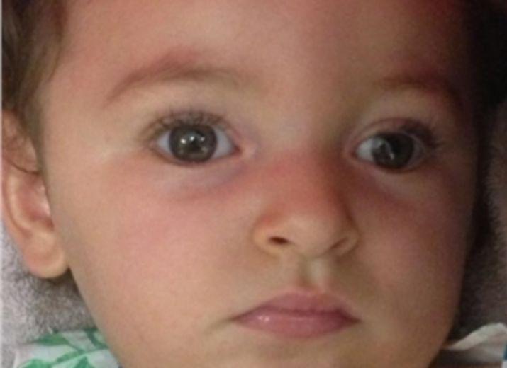 Lolita 2ans handicapée suite aux vaccins besoin de reeducation tres couteuse non remboursée
