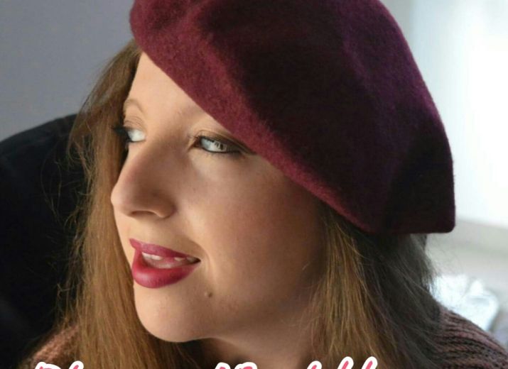 Une maquilleuse sur roulettes