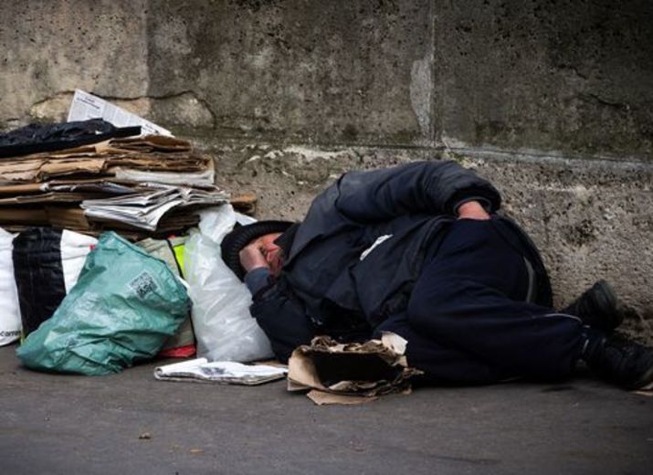 2ième cagnotte SDF (Wouldyoureact)