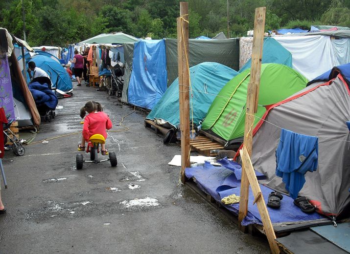 URGENT : Achat de tentes pour le camp de Blida
