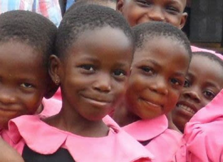 Unterstützung für kleines Bauvorhaben (Sanitäre Anlage) für die Schule in Kamerun
