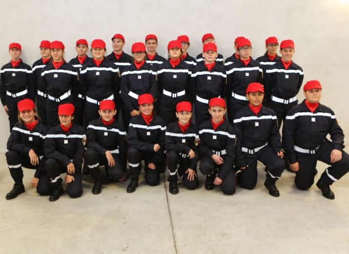SOUTENEZ LES JEUNES SAPEURS POMPIERS MER ESTEREL