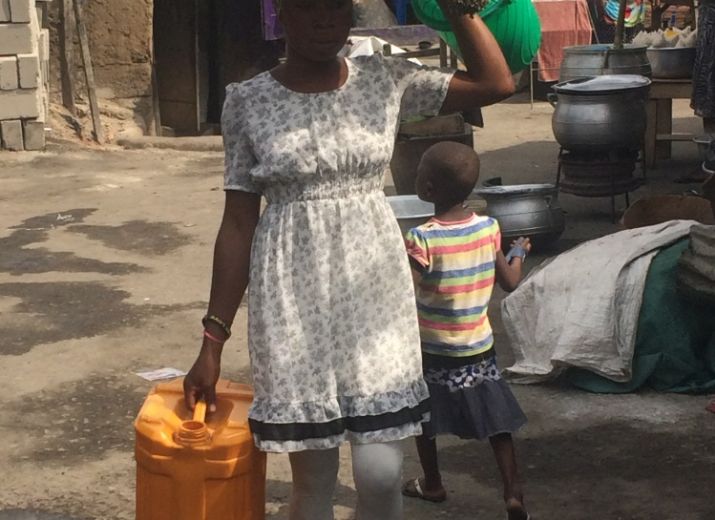 Un dispensaire sur la décharge d’Agbogbloshie Accra