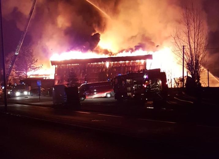 Suite à l'incendie de la Salle Leo Lagrange : Solidarité avec Sport Athlétique Mérignacais Volley Ball