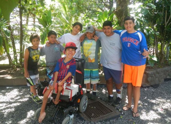 8 enfants TAHITIENS en situation de Handicap aux 24ème jeux de l'AVENIR