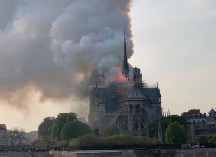 Cagnotte pour la reconstruction de Notre-Dame de Paris