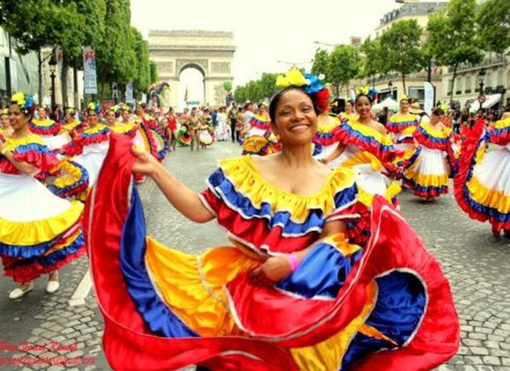 Soutenez notre association franco-colombienne pour le défile du Carnaval Tropical de Paris !