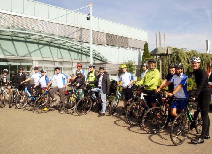 Radfahren für Twinning und das Kinderzentrum Agapedia