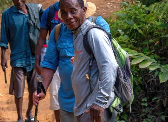 Help / Soutien à Mosesy Madiomanana