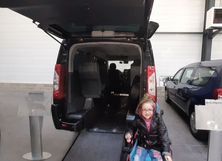 Une voiture adaptée pour Audrey