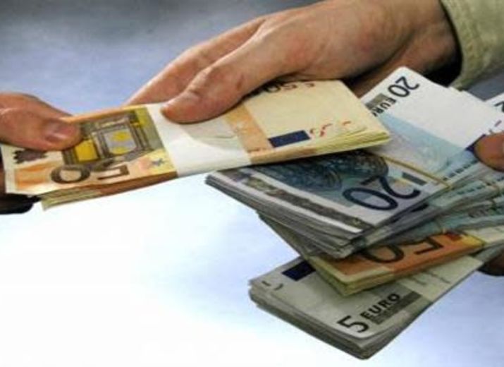 Pool : Offre de pret entre particulier - Leetchi.com
