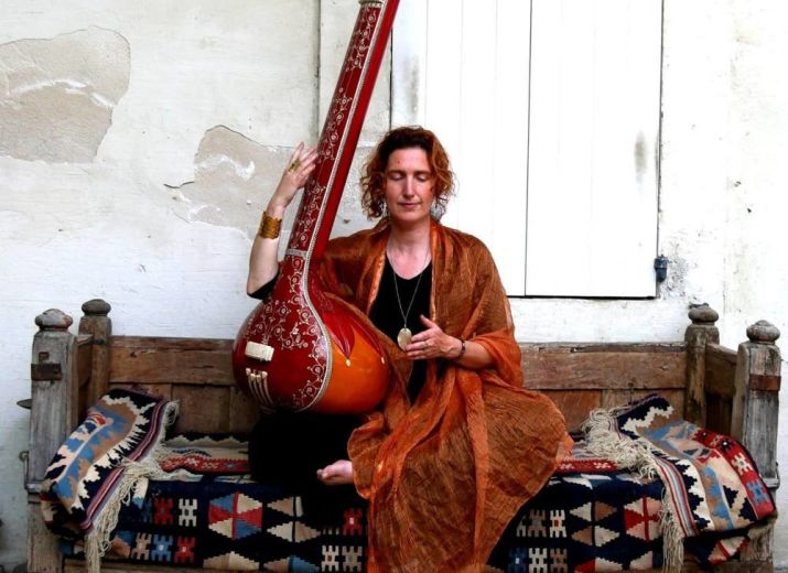 Chant Dhrupad Online