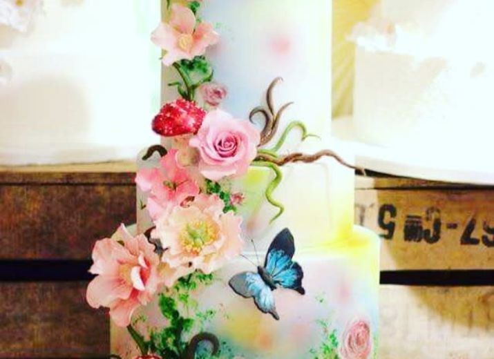 AUX DELICES D AURE : LA CERISE SUR LE GATEAU