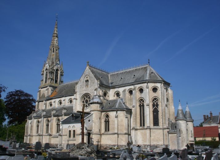 HALLINES Eglise