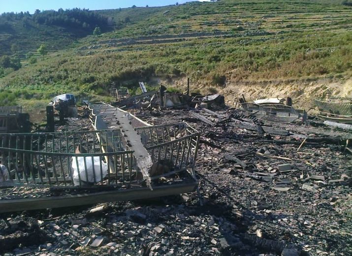 Aide à la chèvrerie foudroyée en Ardèche