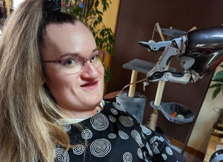 Un bras pour Mary
