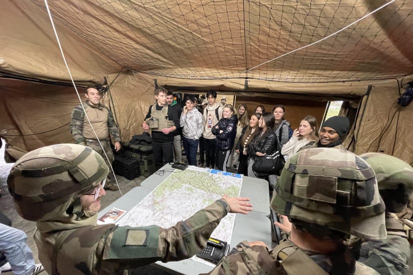 Rencontre avec les militaires de la 2ème compagnie de commandement et de transmissions blindée