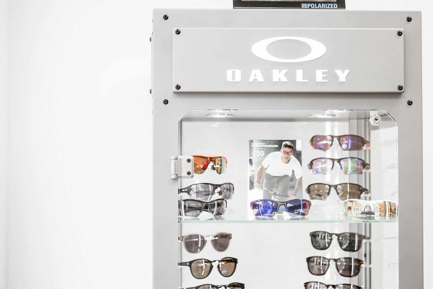 Oakley Prescription Glasses & Sunglasses | Leightons