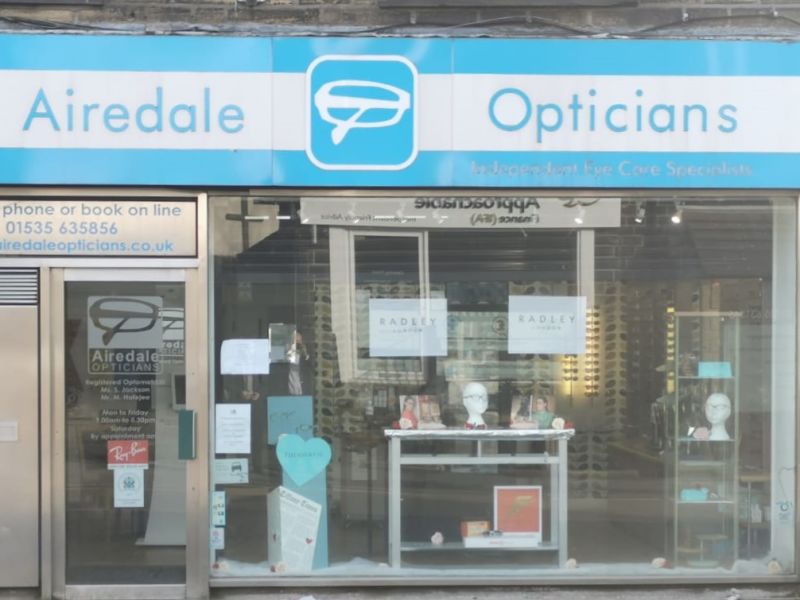 airedale opticians cross hills