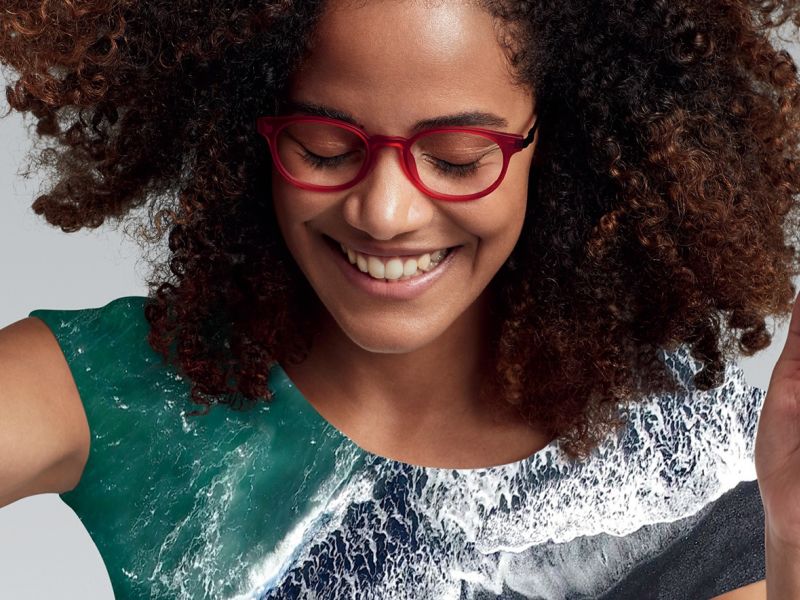 Model wearing MODO glasses
