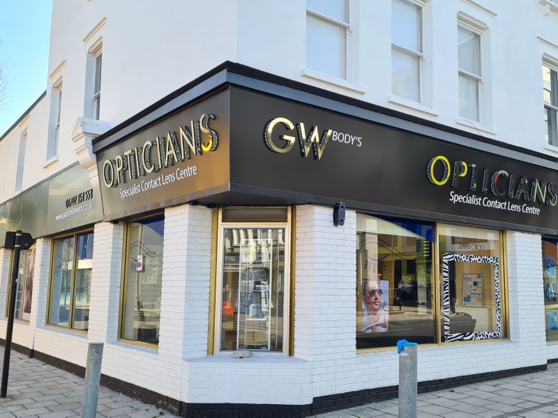goldsmith webb opticians Southend-on-Sea exterior