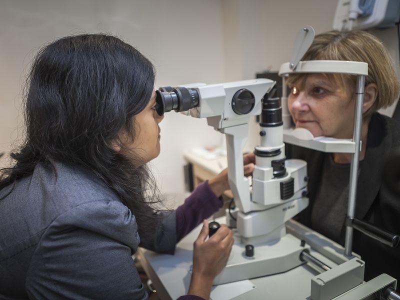 slit lamp microscope