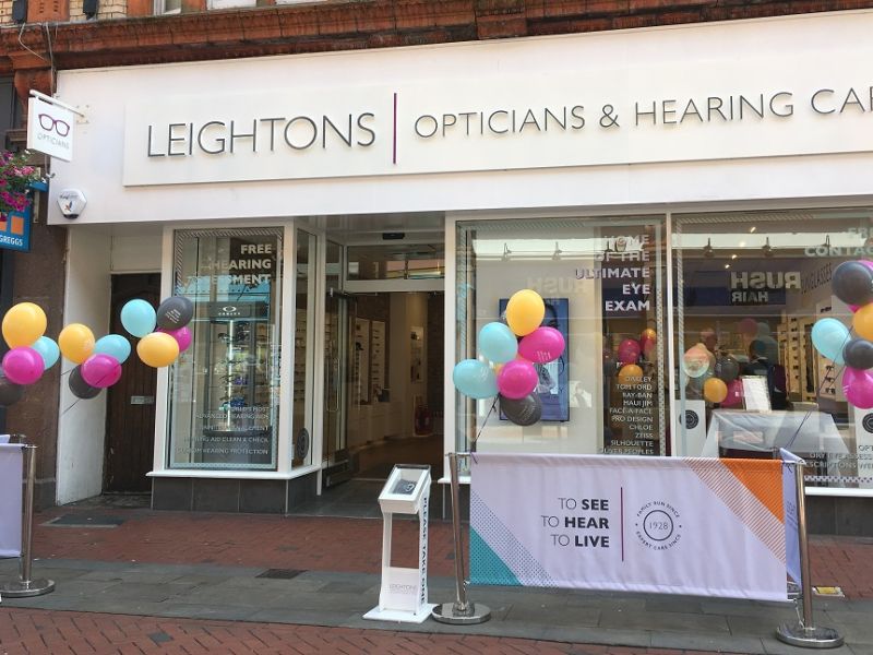 Leightons store with balloons