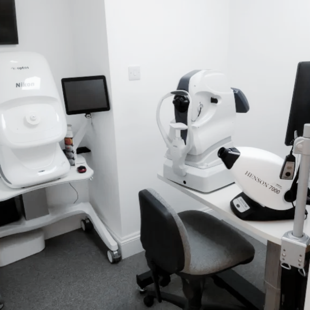 Optical coherence tomography machine for Ultimate Eye Examination