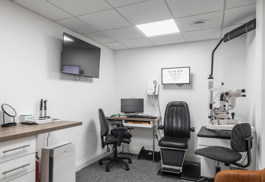 The room where the patients have their eye test.