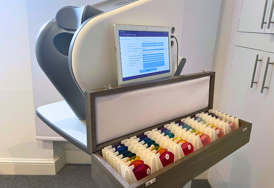 Colorimeter machine for Colorimetry test.