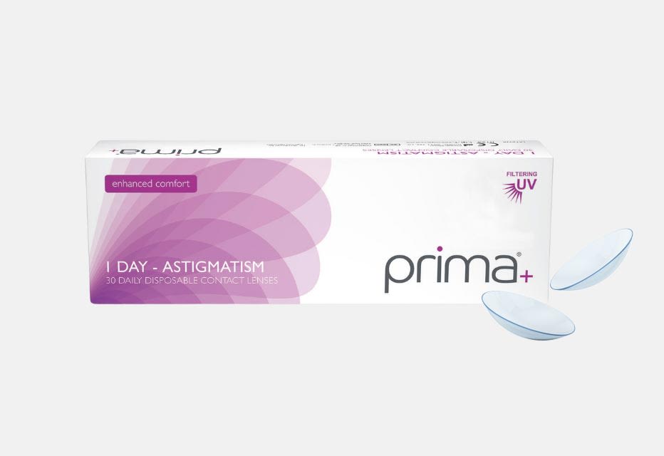 A box of 30 daily disposable contact lenses designed for individuals with astigmatism, with several lenses displayed in front of the box.