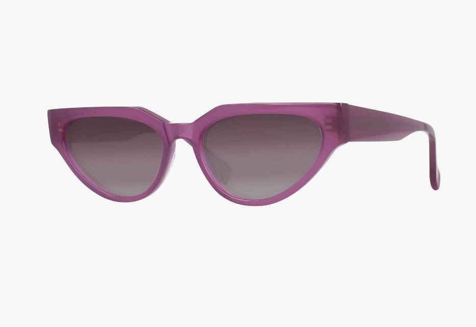 RAEN Acie sunglasses in Purple Haze / Plum Gradient colours.