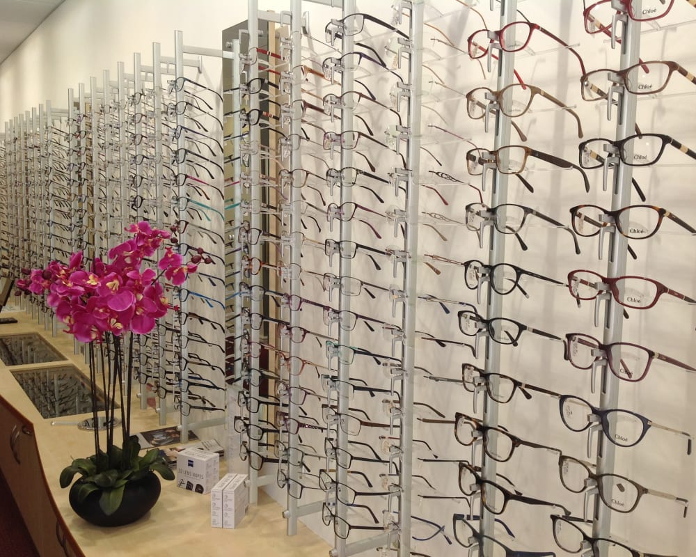 Leightons Alton interior