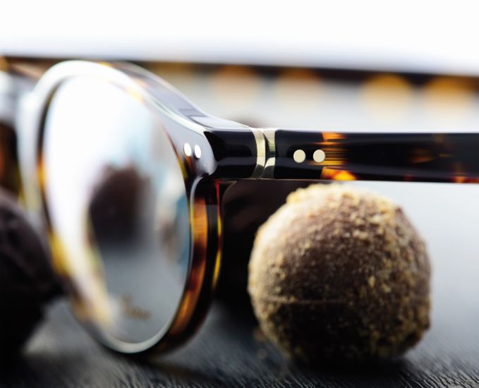 praline glasses by lunor eyewear
