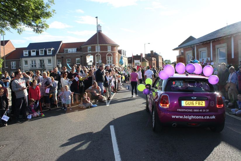 leightons mini farnham carnival