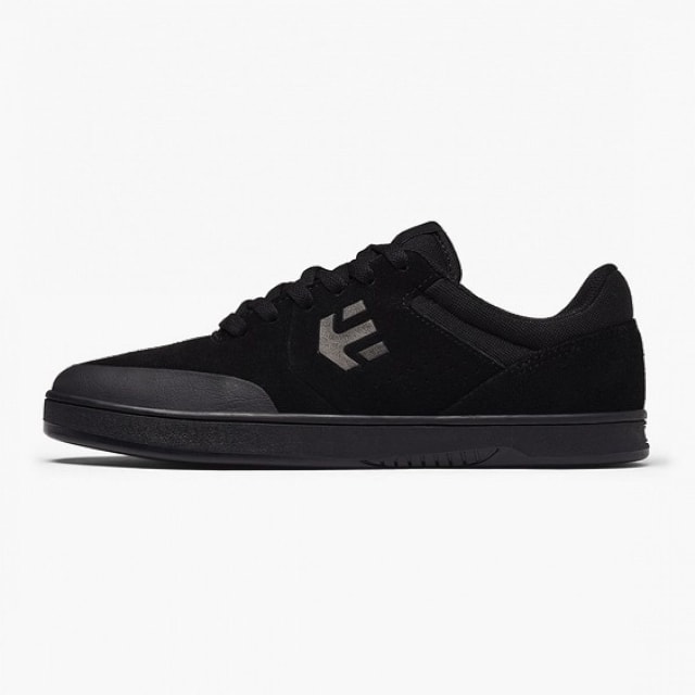 etnies Marana